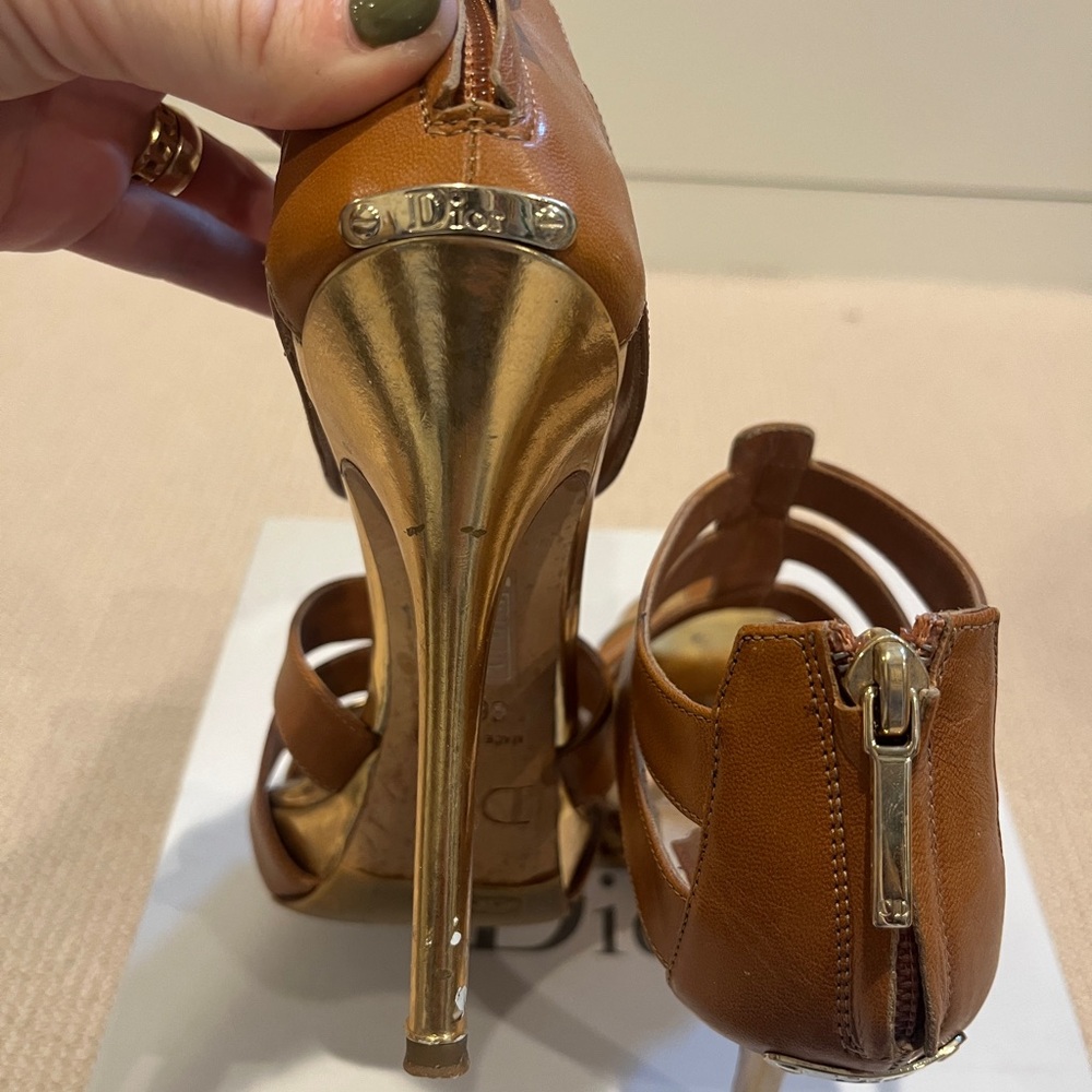 Dior Strappy Sandal. Cognac. Original Box - Picture 8 of 13